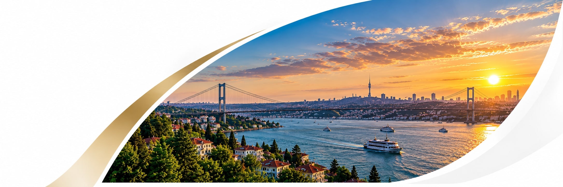 İstanbul Boğazı'nda gün batımı